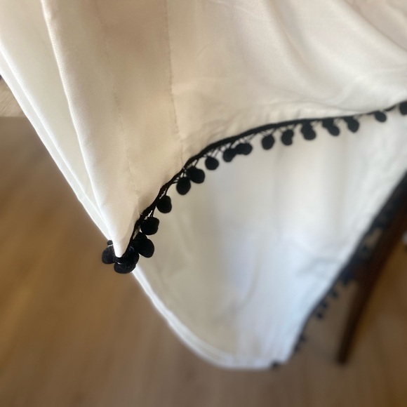 Pompom Curtains in White and Black - 50x95 - Picture 5 of 6